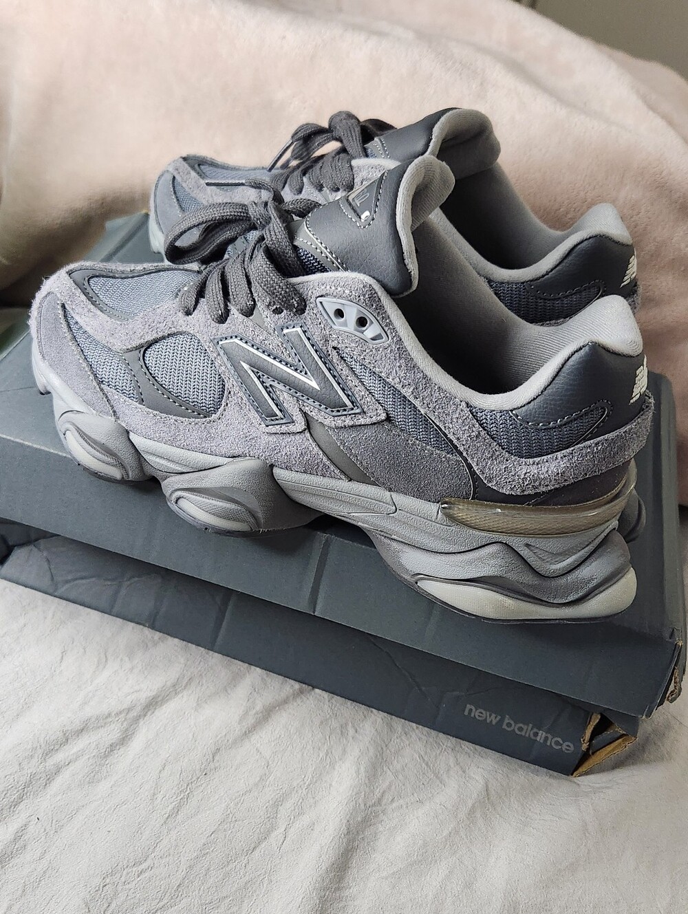 New Balance 9060 New model aged versión Sneakers shoes mens size 7